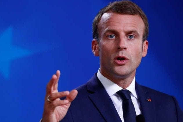 الرئيس الفرنسي يبدأ جولة افريقية تشمل أربع دول صحراء ميديا