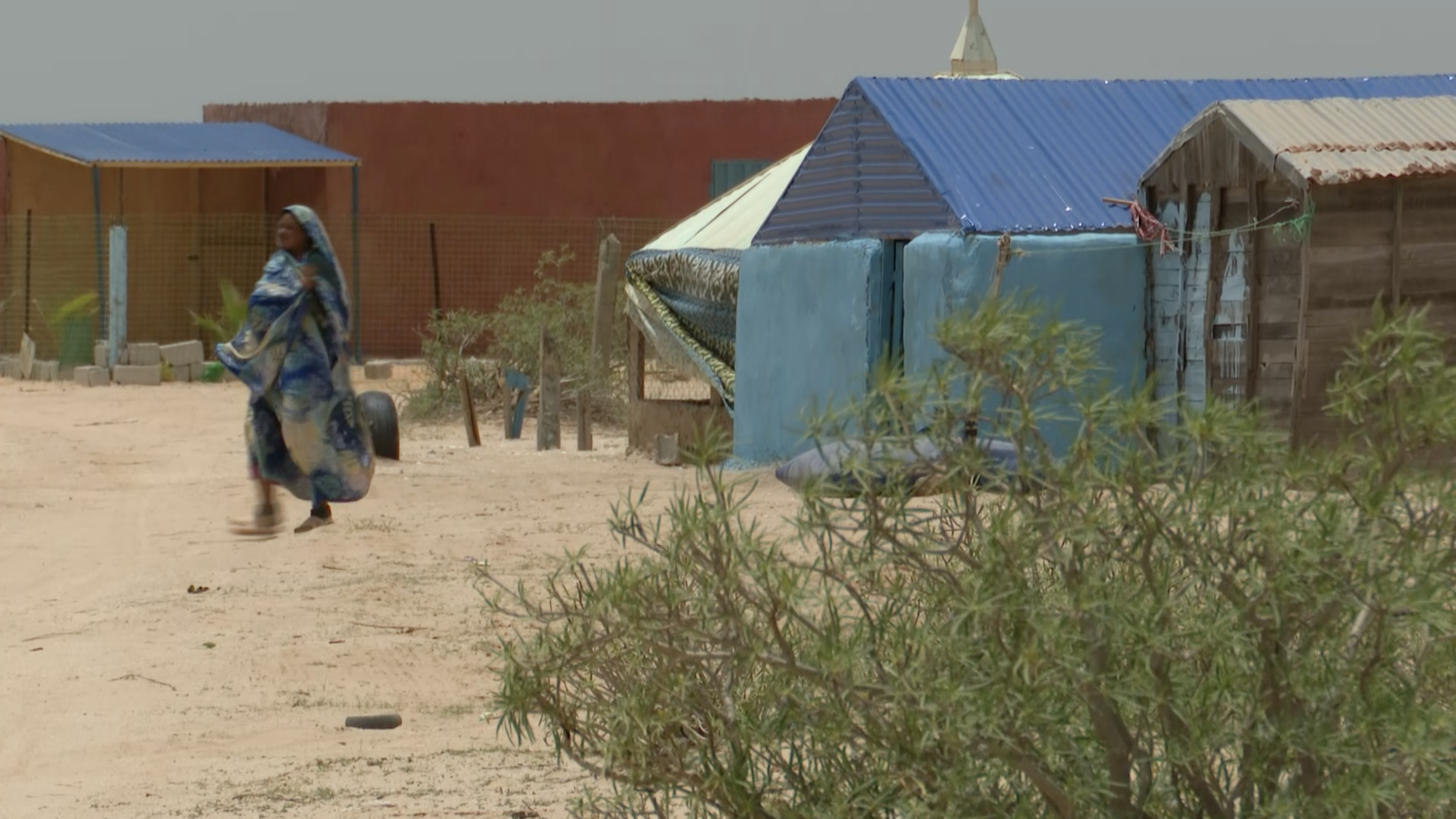 Residents concern displacement.. Begin of demolition of “Andghamsha” village, north of the capital, Sahara Media