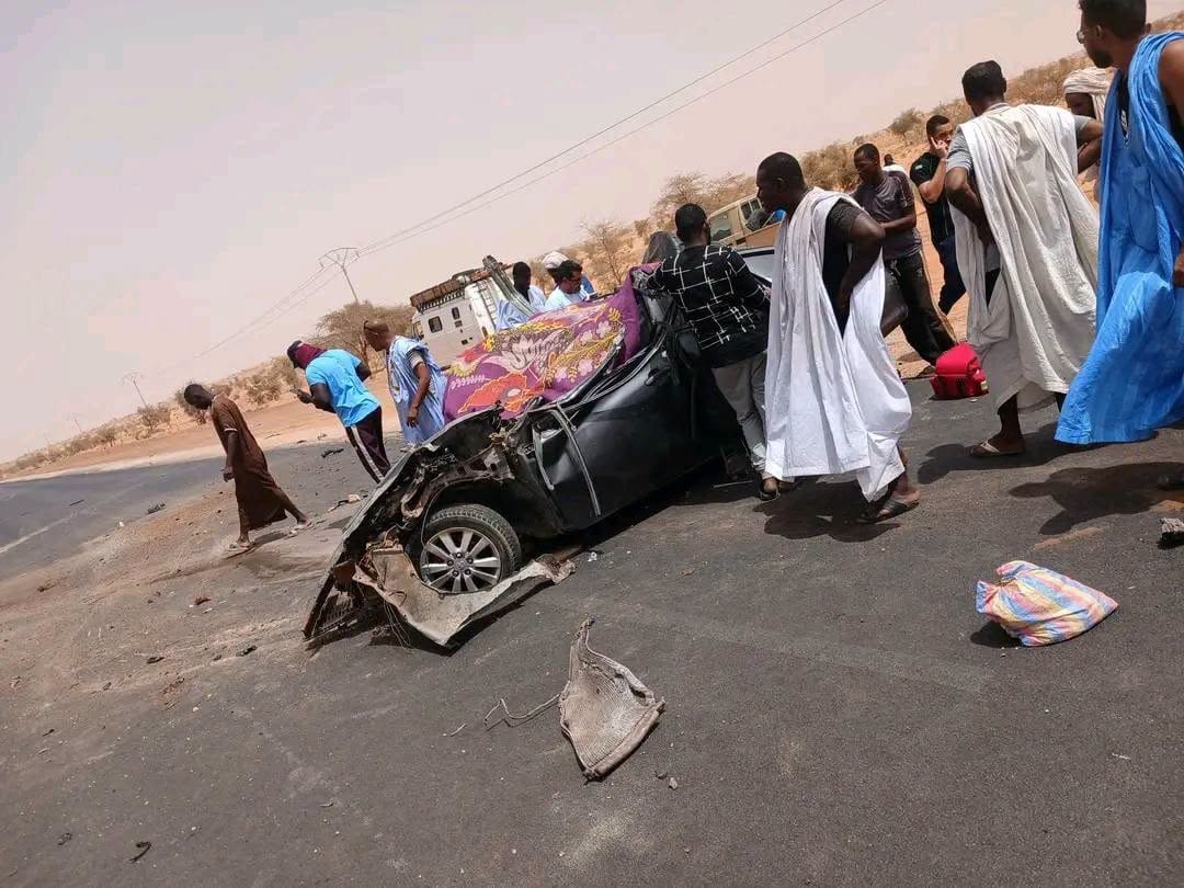 وفاة شخصين وإصابة آخرين في حادث سير على طريق الأمل