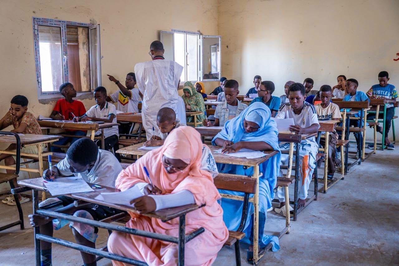 الحكومة ترفع تعويض الساعة الإضافية للمدرسين إلى 3000 أوقية قديمة