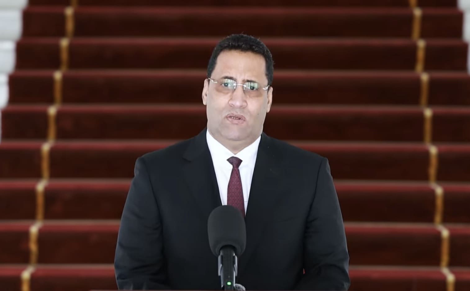 ولد اجاي: أتحمل مسؤولية ما كان من نقص في عمل الحكومة